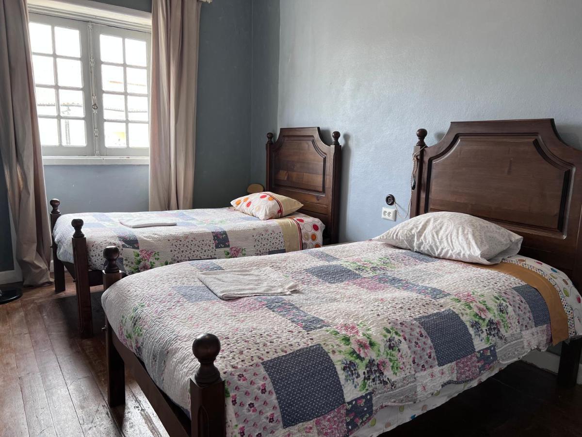 Fernando Guest House Aveiro Esterno foto